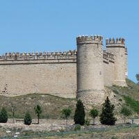 España lleva años preguntándose qué diablos hacer con el "castillo de los tricornios". El turismo ha salido en su ayuda