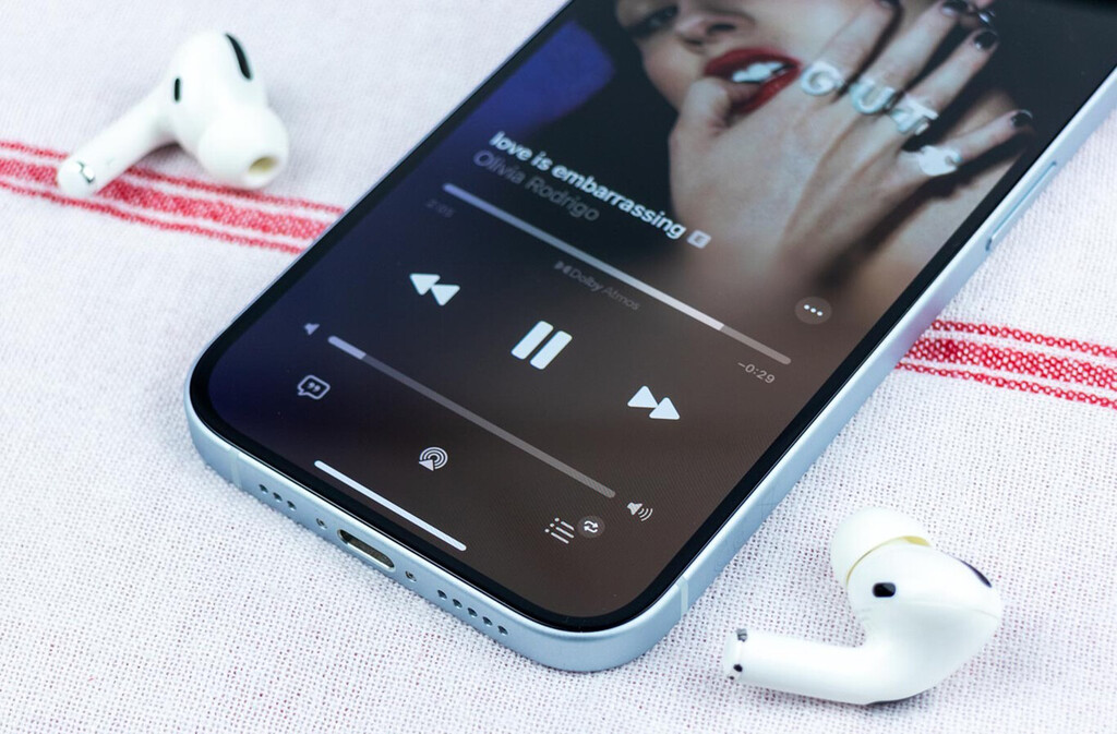 Precio mínimo para el iPhone 15, que sigue dando guerra en pleno 2026: es un móvil al que le queda cuerda para rato 