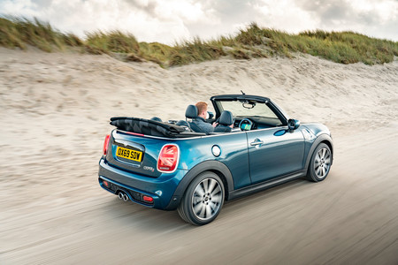 Mini Convertible Sidewalk 9
