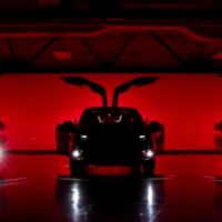 Video: Conoce el “Modo Navideño” del Tesla Model X