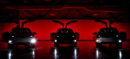 Video: Conoce el “Modo Navideño” del Tesla Model X