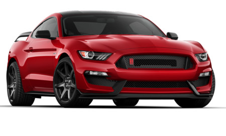 Ford prepara un super Mustang para hacer frente a los Challenger Hellcat y Camaro ZL1