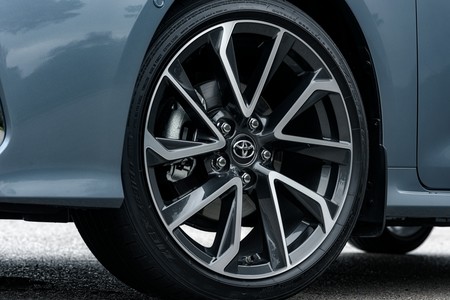 Toyota Corolla Sedan 7