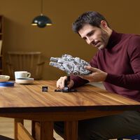 Casi 1.000 piezas de Halcón Milenario: este set Lego de Star Wars es una pasada que se queda rozando su mínimo histórico