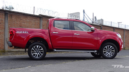 Nissan Np300 Frontier Diesel 4