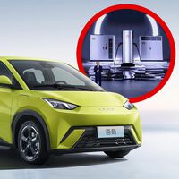 BYD vuelve a ganar a Tesla en su propio juego: tendrá su propia red de supercargadores y serán cuatro veces más rápido