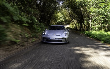 Prueba 2024 Porsche 911 GT3 Touring 16