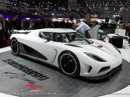 El Koenigsegg Agera R pulveriza el 0 - 300 km/h