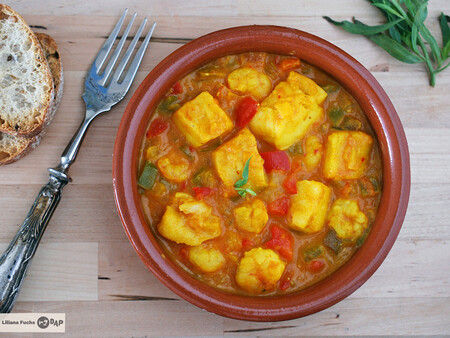 Bacalao en salsa de azafrán y gambas