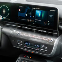 Hyundai mantiene los botones físicos en sus coches por algo que todos sabíamos: "la gente se estresa y se enfada con las pantallas táctiles"