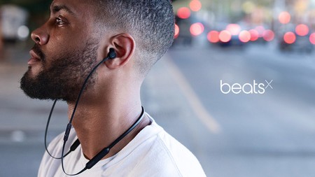 Apple rebaja el precio de los BeatsX y simplifica la gama