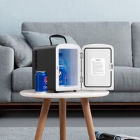 Bebida fresca siempre a mano con esta neverita compacta que podemos conectar en casa y también en el coche: ahora de oferta en Amazon 