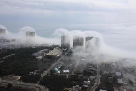 Fotografiando el efecto Foehn: Un tsunami de nubes sobre Miami