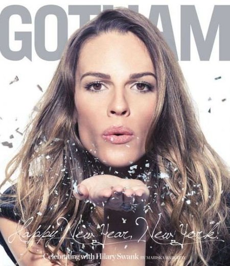 Quién le mandaría a Hilary Swank irse de concierto a Chechenia...