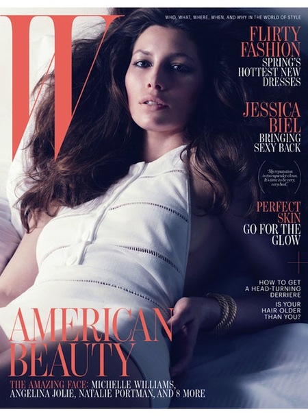 El curioso (y macabro) caso de los adornos de navidad de Jessica Biel