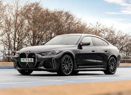 Bmw I4 2022 1600 07