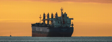 China is one of the largest refining powers on the planet. And he has decided something: to keep all the gasoline he produces