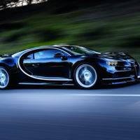 No, el Bugatti Chiron no puede pasar de 420 km/h (de momento) y la culpa es de los neumáticos