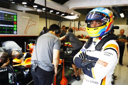 Se rumorea que McLaren ya ha firmado con Renault y Alonso se queda