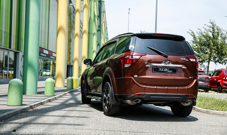 Mahindra XUV500 2019