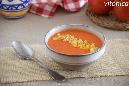 Cómo hacer salmorejo sin pan: receta saludable ideal para el verano