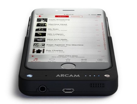 Arcam MusicBoost, una carcasa con DAC, batería y amplificador de auriculares para los nuevos iPhone