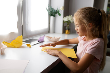 Siete beneficios de practicar la papiroflexia y nueve figuras para hacer con los niños