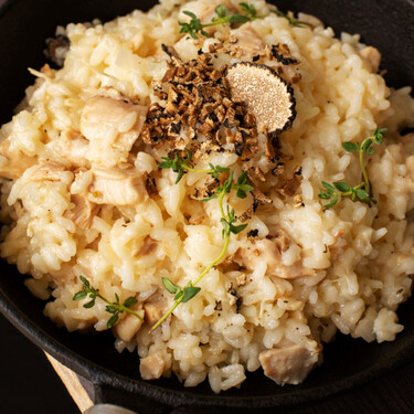 No es solo cuestión del arroz: la mejor manera de asegurar el éxito del risotto de setas es acertar con el caldo