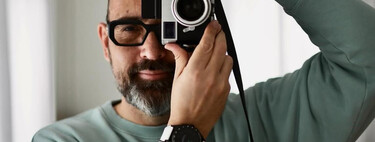 Así es la casa de montaña de Risto Mejide en la Cerdanya: un refugio en el Pirineo catalán con chimenea,  biblioteca y hasta piscina