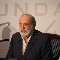 "La pobreza no se elimina con bienestar social, se elimina con empleo": la frase de Carlos Slim que sigue vigente en el debate público
