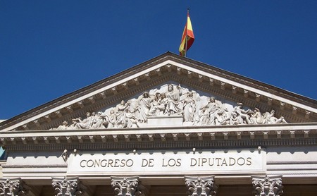 El Gobierno consigue el respaldo del Congreso a la creación de la 'tasa Google' en España: vía libre a su tramitación