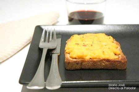 Rarebit, tostada galesa de queso Cheddar. Receta