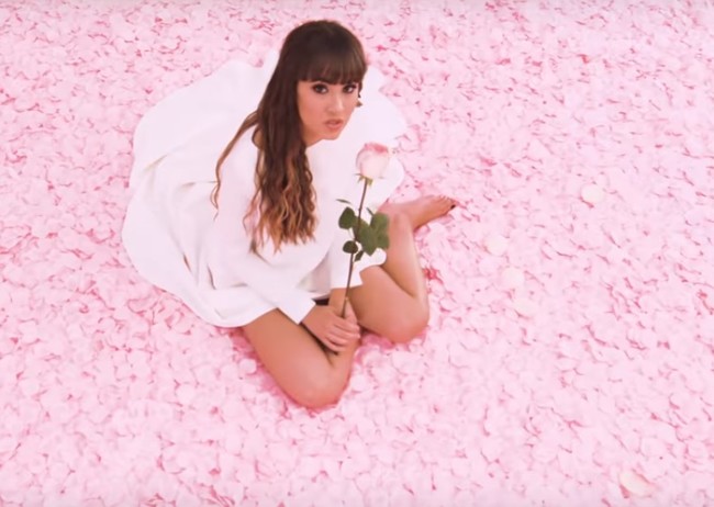 aitana ocaña look telefono