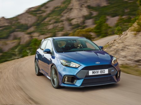 Al Ford Focus RS 2015 finalmente han decidido regalarle 350 caballos