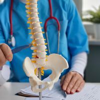 Pacientes estão voltando a andar graças à polilaminina brasileira, mas há um detalhe oculto por trás desse 'milagre' 