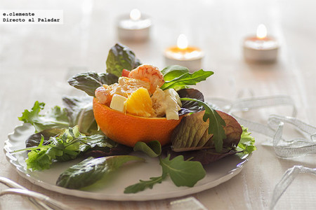 Ensalada ligera de langostinos y fruta. Receta de navidad