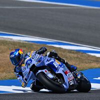 Álex Márquez da la sorpresa en el debut de MotoGP y Pecco Bagnaia tendrá que pasar por la repesca en Tailandia 