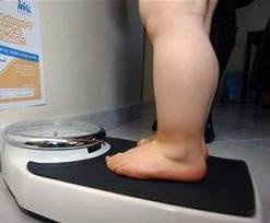 Los bebés con peso excesivo tienen más posibilidades de ser obesos