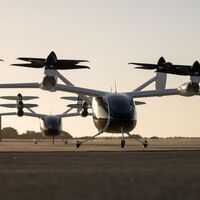 El taxi del futuro podría ser un avión capaz despegar y aterrizar verticalmente: así es eVTOL, la aeronave eléctrica que busca ser la solución definitiva a los problemas de tráfico