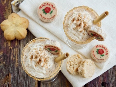 Cómo hacer un licuado de mazapán cremosito: una receta fácil y deliciosa para el desayuno