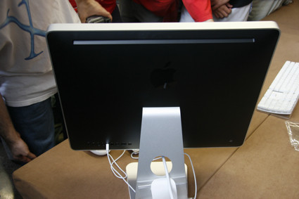 iMac posterior