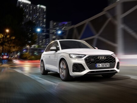 El Audi SQ5 TDI se renueva: el mismo SUV deportivo ahora es mild hybrid, más techie y se queda con 341 CV