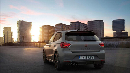 CUPRA fabricará un coche eléctrico pequeño al estilo del SEAT Ibiza que será su modelo cero emisiones más barato