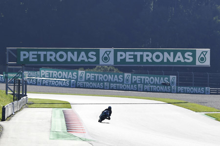 Mcphee Estiria Moto3 2020