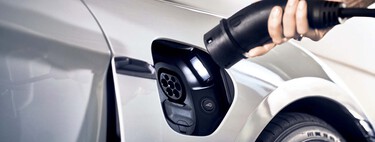 Hay que dejar de echar la culpa a las baterías. Un estudio asegura que las baterías de los coches eléctricos "durarán más que el propio coche"