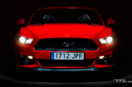 Ford Mustang 2017 002