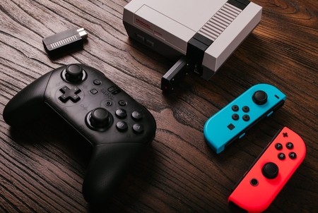 ¿Has conseguido ya una Mini NES? Pues atento a estos accesorios