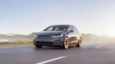Tesla Model X 1