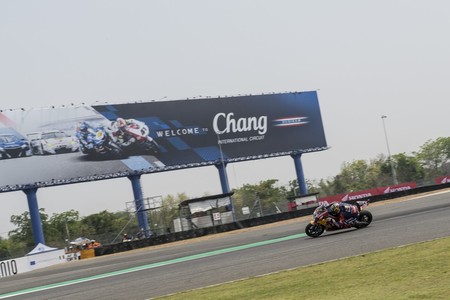 Leon Camier Wsbk Tailandia 2018 4
