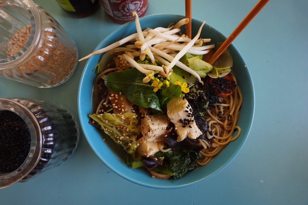 11 alimentos que pueden ayudarte a cubrir la cuota de calcio en dietas veganas 